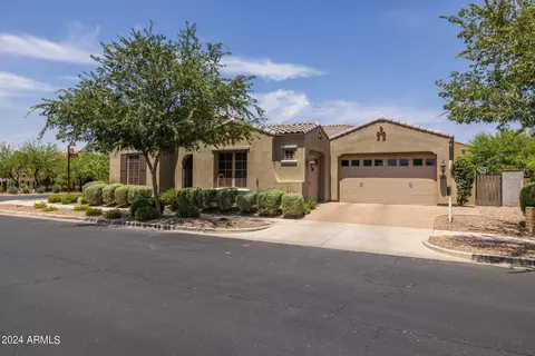 Exterior - 10454 E Vivid Ave, Mesa, AZ 85212 photo 4 of 26