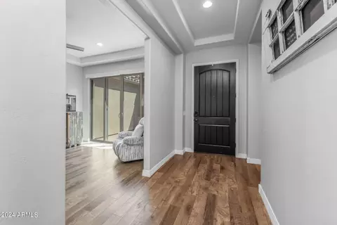Entry Way - 10454 E Vivid Ave, Mesa, AZ 85212 photo 4 of 6