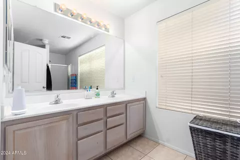 1308 E Clifton Ave, Gilbert, AZ 85295 photo 5
