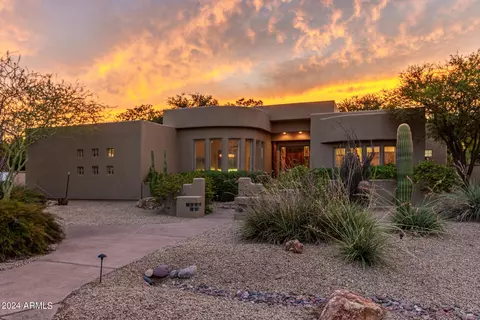 700 N Dobson Rd #22, Chandler, AZ 85224