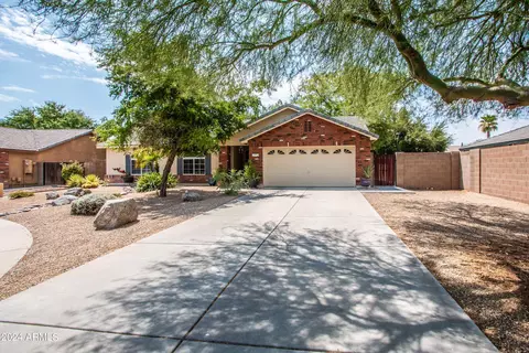 2893 E Pony Ct, Gilbert, AZ 85295