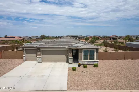171 S Naples Ln, Casa Grande, AZ 85122