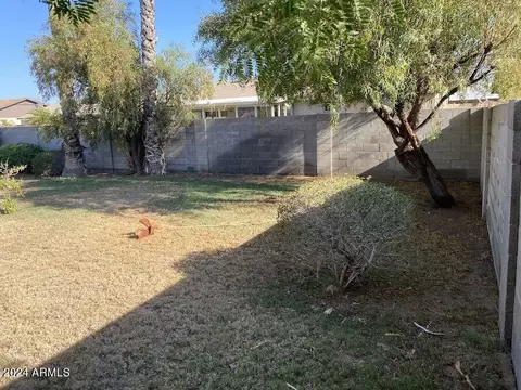 8933 W Montecito Ave, Phoenix, AZ 85037 photo 3