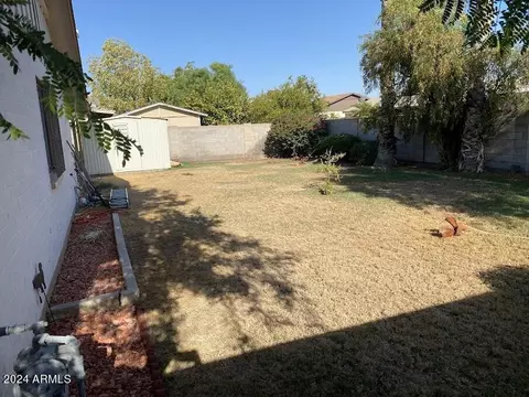 8933 W Montecito Ave, Phoenix, AZ 85037 photo 4