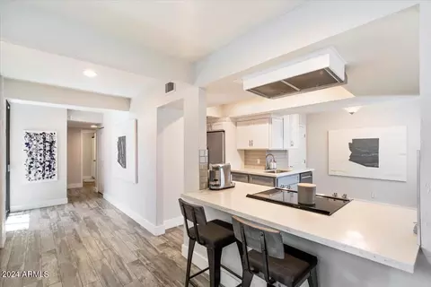 7030 N Barbados Pl, Phoenix, AZ 85021 photo 8