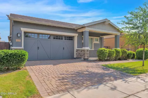 Exterior - 3032 E Sagebrush St, Gilbert, AZ 85296 photo 3 of 7