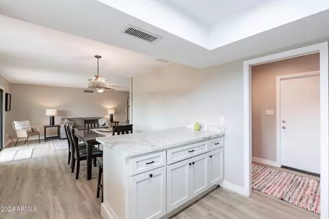 1915 E Apollo Ave, Tempe, AZ 85283 photo 9