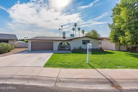 1915 E Apollo Ave, Tempe, AZ 85283 photo 2