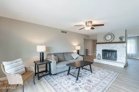 1915 E Apollo Ave, Tempe, AZ 85283 photo 23