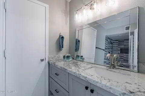 1915 E Apollo Ave, Tempe, AZ 85283 photo 33