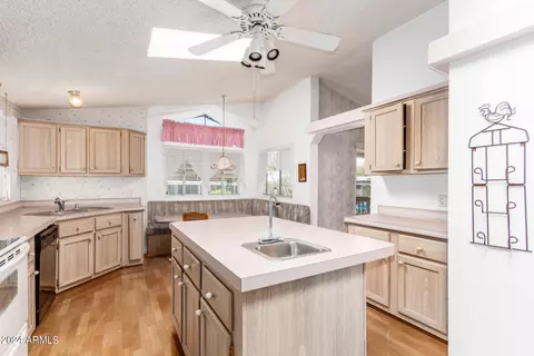 2233 E Behrend Dr #33, Phoenix, AZ 85024 photo 13
