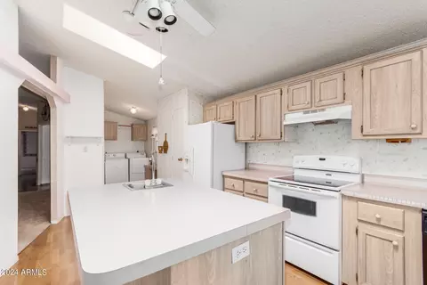 2233 E Behrend Dr #33, Phoenix, AZ 85024 photo 15