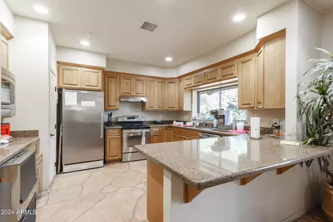 2233 E Behrend Dr #33, Phoenix, AZ 85024 photo 40