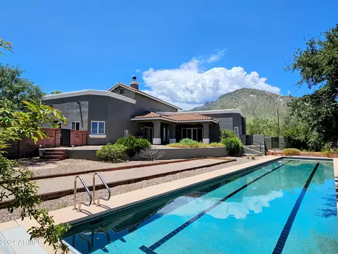 6415 E Montezuma Canyon Rd, Hereford, AZ 85615