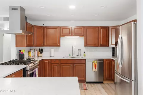 Kitchen - 3487 E Delcoa Dr, Phoenix, AZ 85032 photo 2 of 4