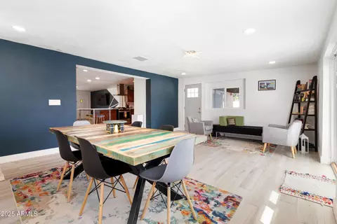Dining - 3487 E Delcoa Dr, Phoenix, AZ 85032 photo 1 of 1