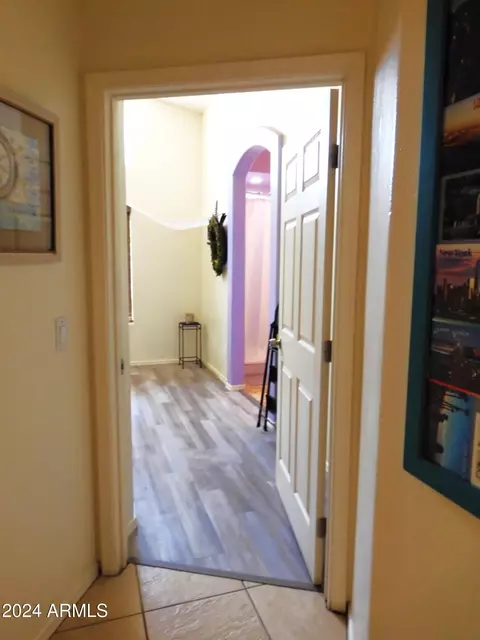 Entry Way - 1905 E Aire Libre Ave, Phoenix, AZ 85022 photo 1 of 2