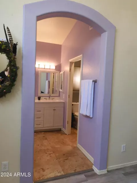 Entry Way - 1905 E Aire Libre Ave, Phoenix, AZ 85022 photo 2 of 2