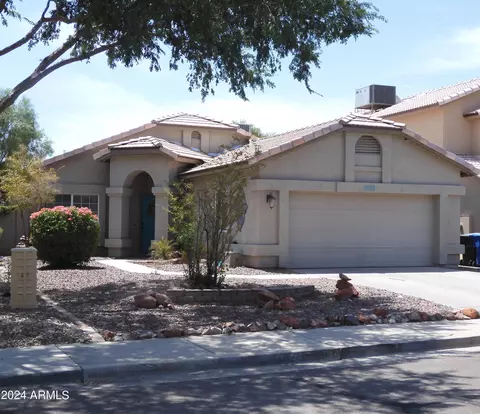 1905 E Aire Libre Ave, Phoenix, AZ 85022
