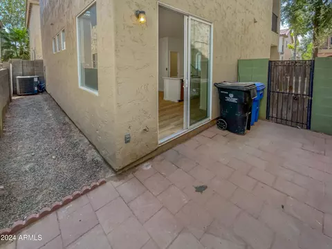 1504 E Mobile Ln, Phoenix, AZ 85040 photo 8