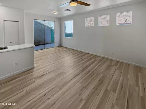 1504 E Mobile Ln, Phoenix, AZ 85040 photo 16
