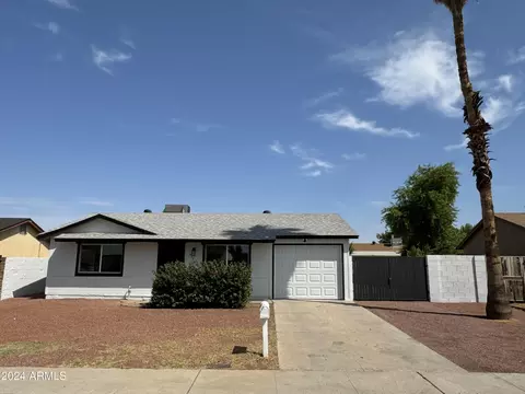 8128 W Hazelwood St, Phoenix, AZ 85033