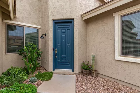 1262 E Indigo St, Gilbert, AZ 85298 photo 3