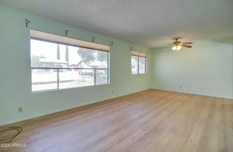 Living - 1385 S Monterey Dr, Globe, AZ 85501 photo 1 of 8