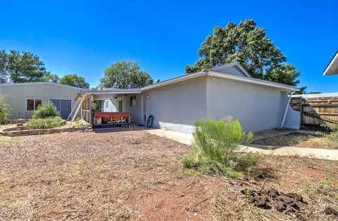 Exterior - 1385 S Monterey Dr, Globe, AZ 85501 photo 7 of 11