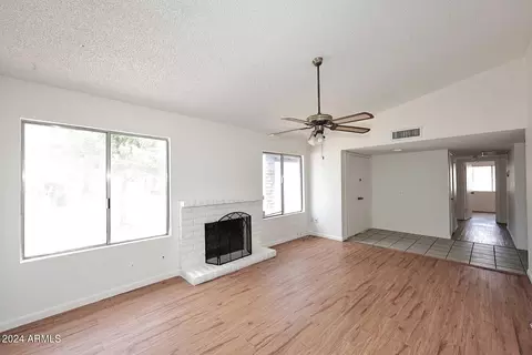 2425 W Saint Moritz Ln, Phoenix, AZ 85023 photo 5