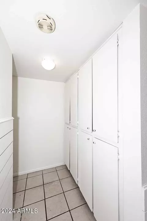 2425 W Saint Moritz Ln, Phoenix, AZ 85023 photo 10