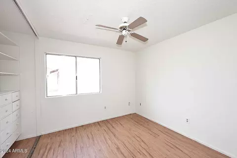 2425 W Saint Moritz Ln, Phoenix, AZ 85023 photo 16
