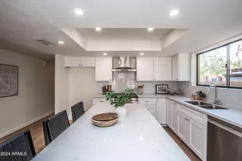 260 E Tremaine Ave, Gilbert, AZ 85234 photo 6