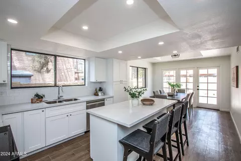 260 E Tremaine Ave, Gilbert, AZ 85234 photo 8