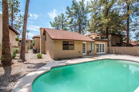 260 E Tremaine Ave, Gilbert, AZ 85234 photo 22