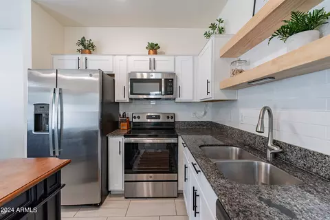2157 W Harmont Dr, Phoenix, AZ 85021 photo 13