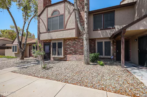 8111 W Wacker Rd #83, Peoria, AZ 85381
