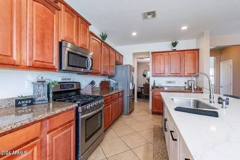 3611 E Phelps St, Gilbert, AZ 85295 photo 9