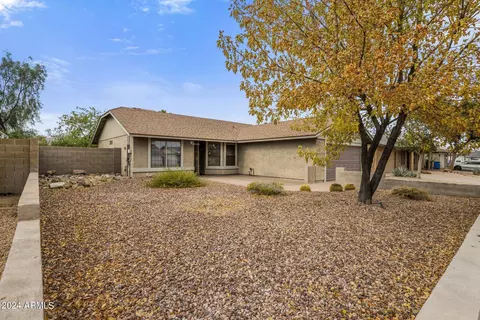 5120 E Salinas St, Phoenix, AZ 85044 photo 2