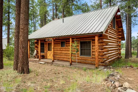 81 N County Road N1330 Rd N, Greer, AZ 85927