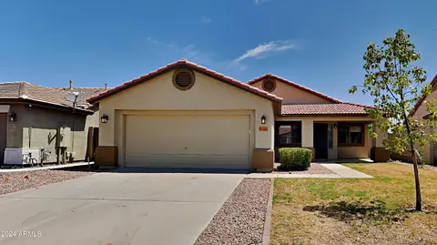 30629 N Royal Oak Way, San Tan Valley, AZ 85143