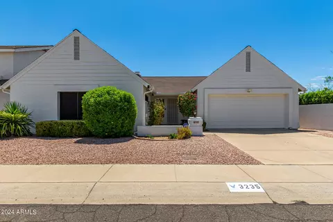 3235 E Taro Ln, Phoenix, AZ 85050 photo 15