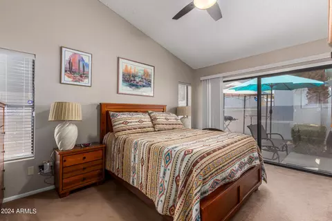 3235 E Taro Ln, Phoenix, AZ 85050 photo 7
