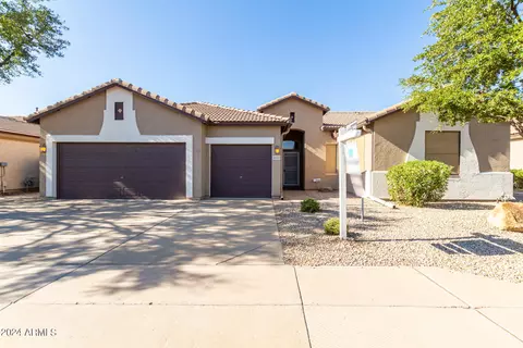 10232 E Posada Ave, Mesa, AZ 85212 photo 2