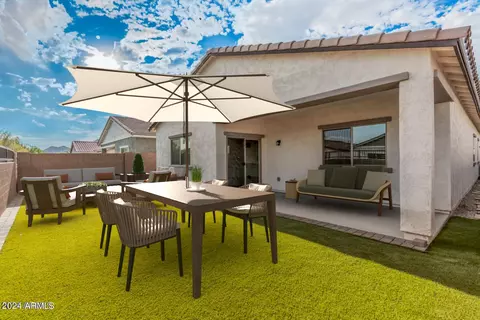 2767 E Tonto Ln, Phoenix, AZ 85050 photo 32