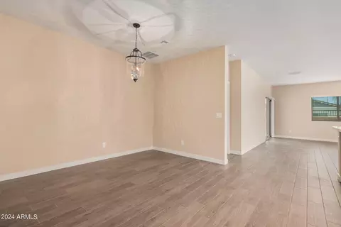 2767 E Tonto Ln, Phoenix, AZ 85050 photo 8