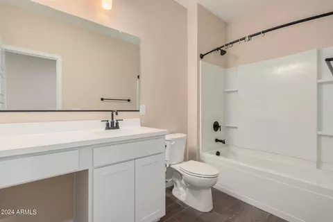 2767 E Tonto Ln, Phoenix, AZ 85050 photo 26