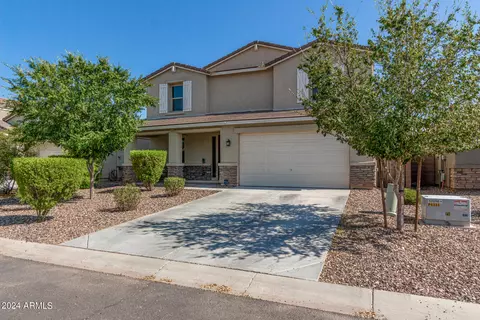 823 W Blue Ridge Dr, San Tan Valley, AZ 85140