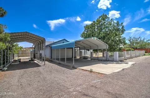 8755 S Springfield Rd, Globe, AZ 85501