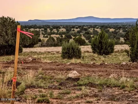 1111 Mile High Rd #-, Ash Fork, AZ 86320